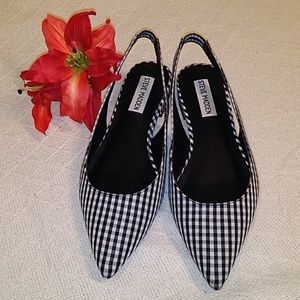 Steve Madden Envi Black & White Gingham Flat, 6
